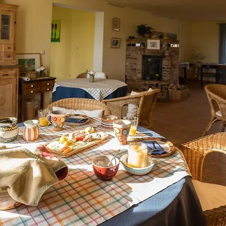Landpension Oderbruch Guest house Neuwustrow